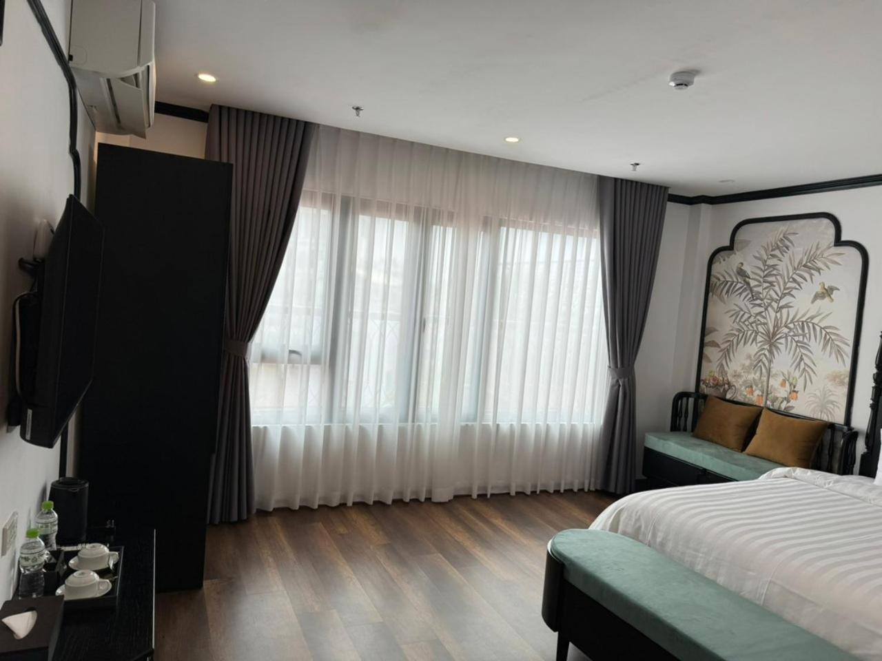 Aquarius Premium Hotel Hanoï Extérieur photo
