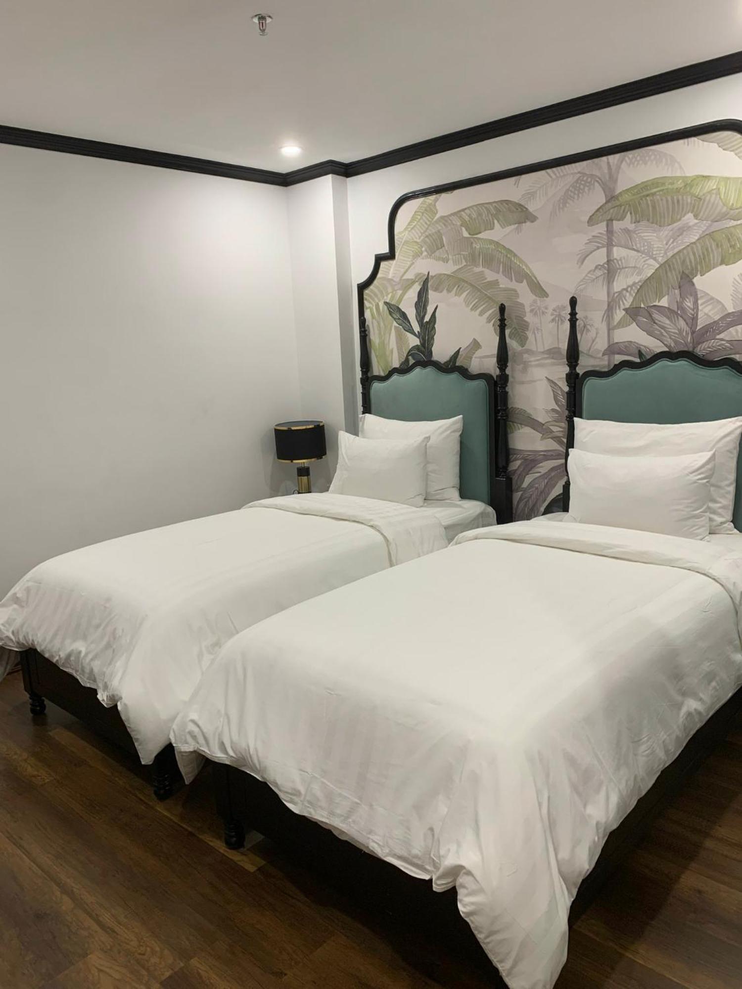 Aquarius Premium Hotel Hanoï Extérieur photo