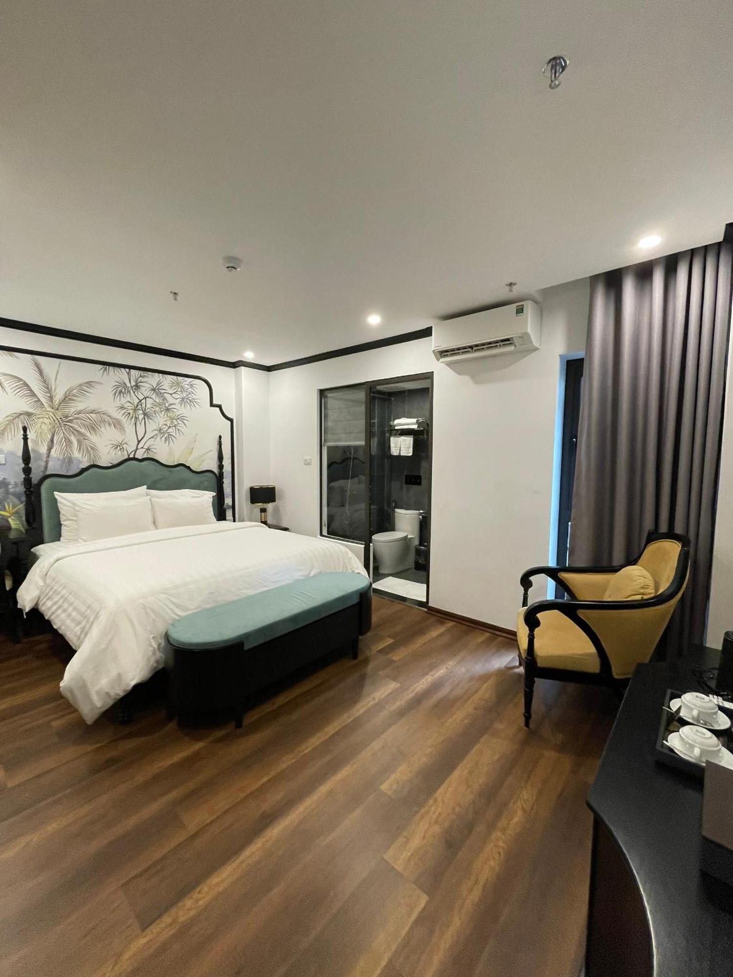 Aquarius Premium Hotel Hanoï Extérieur photo