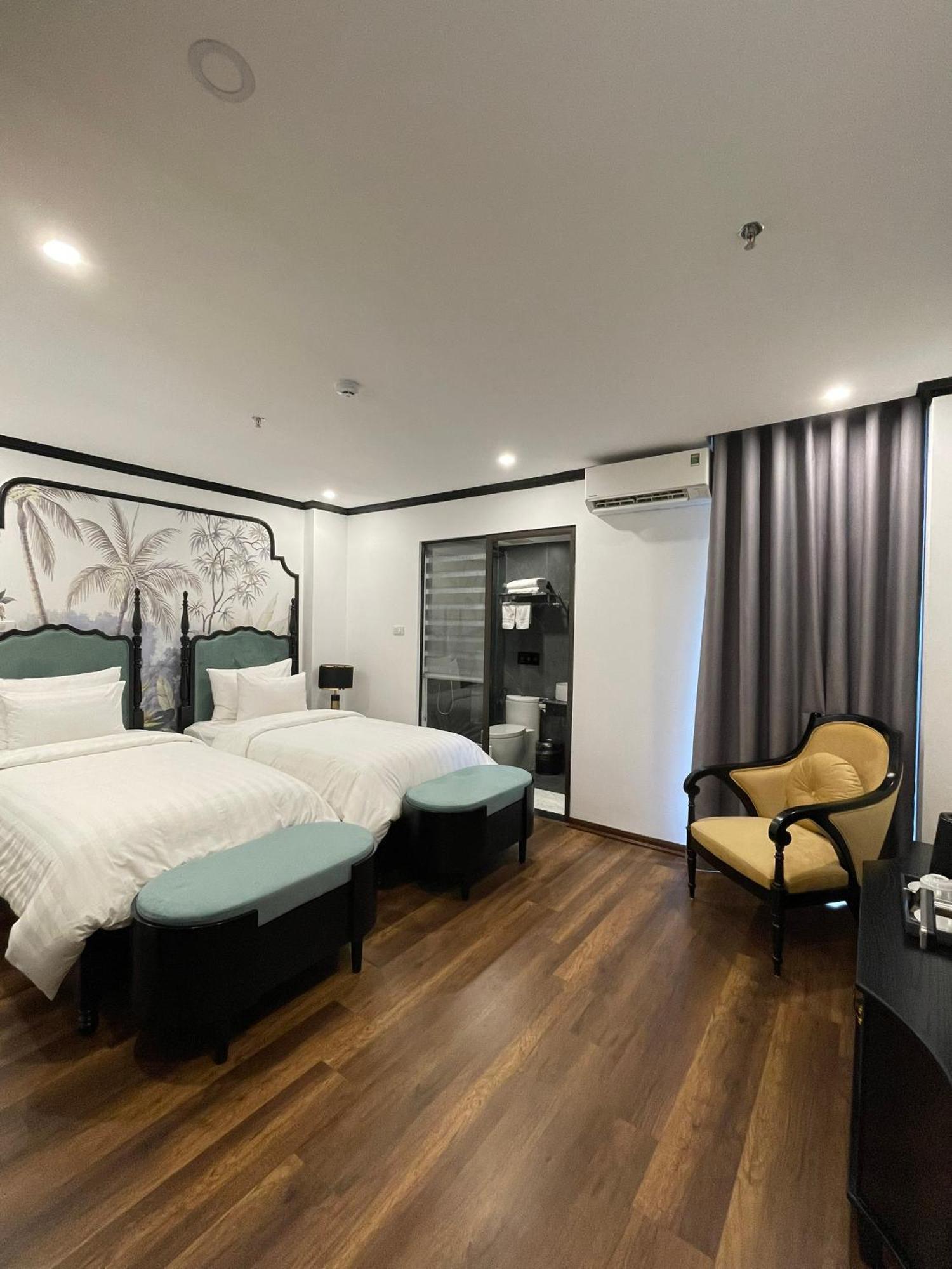 Aquarius Premium Hotel Hanoï Extérieur photo