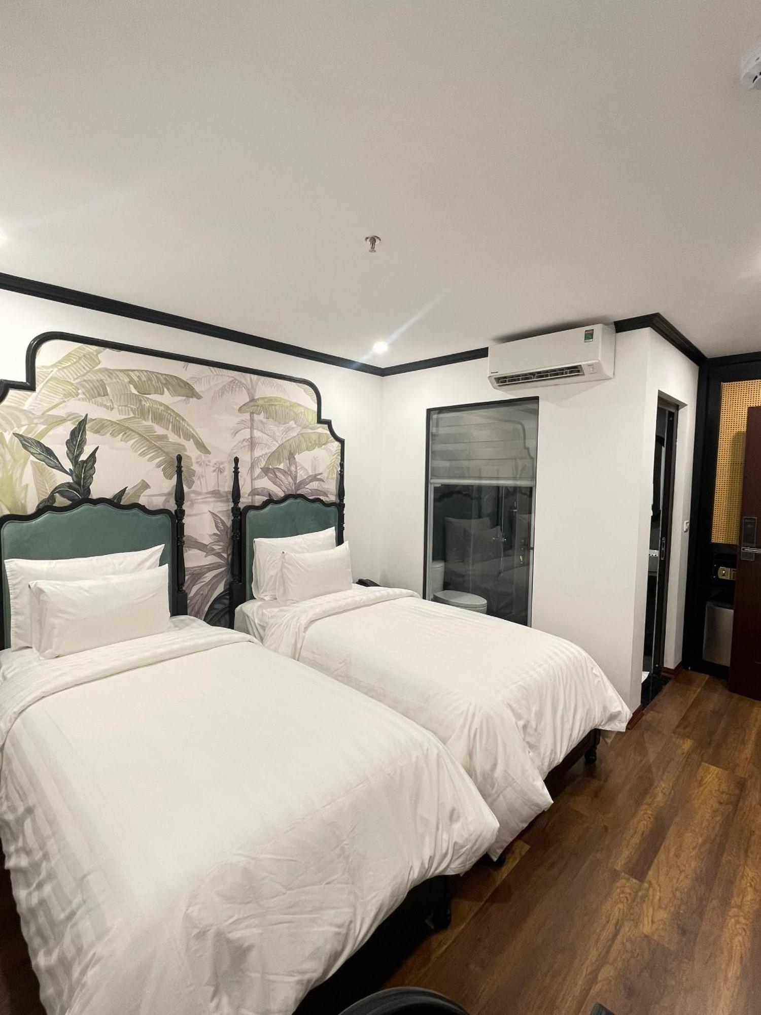 Aquarius Premium Hotel Hanoï Extérieur photo
